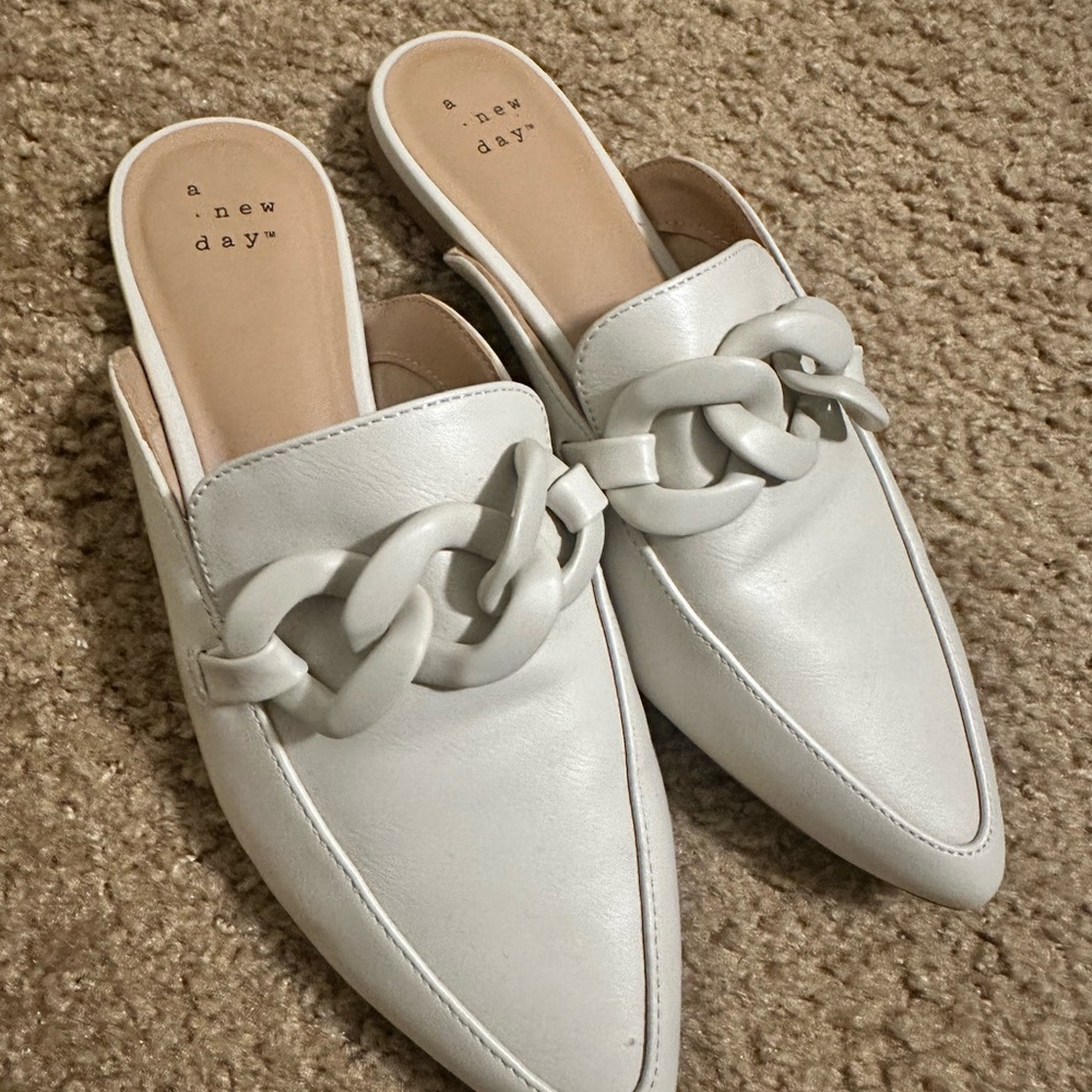 a new day White Pointed Leather Slip-On Mules with Chain Trim